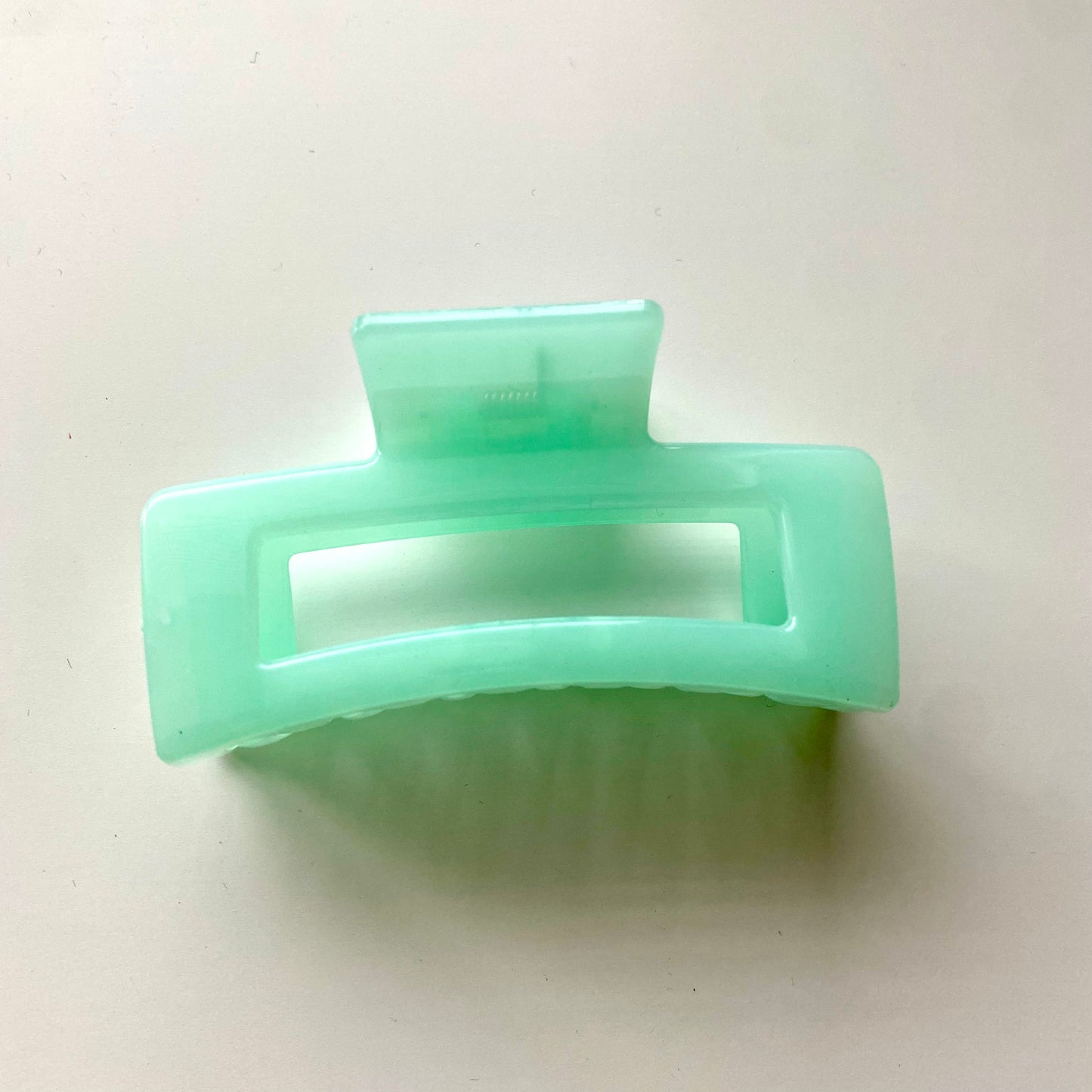 Small hair clips