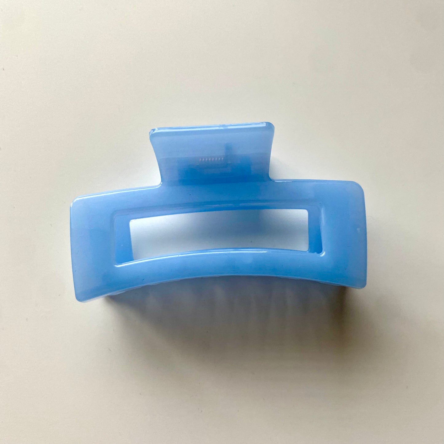 Small hair clips